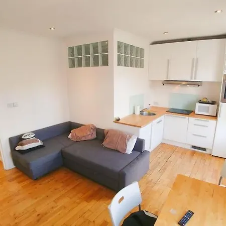Centre Apartment *